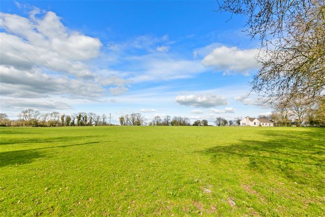 Clonguiffen, Longwood, Co. Meath