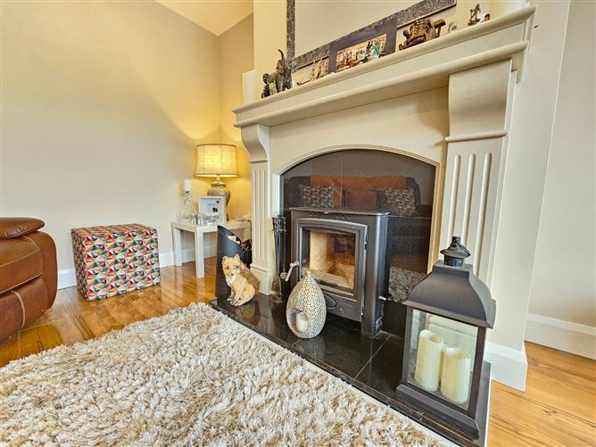 27 Meadow View, Creggaunnahilla, Clarecastle, Co. Clare