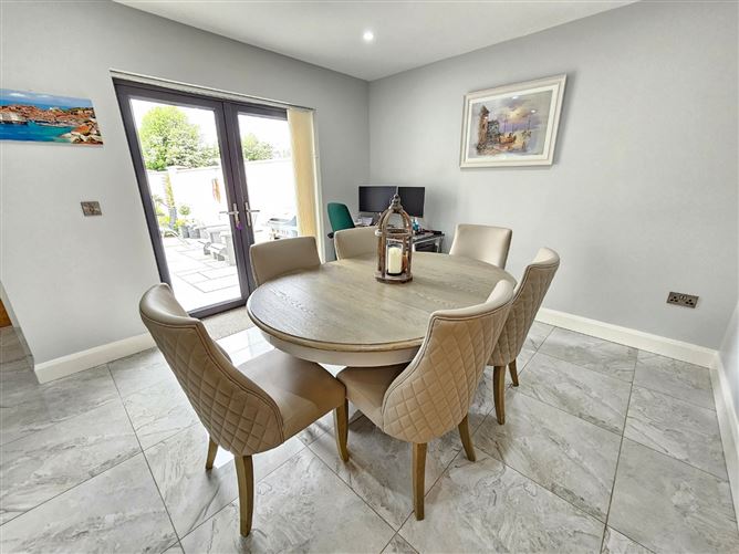 27 Meadow View, Creggaunnahilla, Clarecastle, Co. Clare