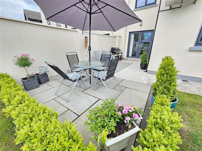27 Meadow View, Creggaunnahilla, Clarecastle, Co. Clare