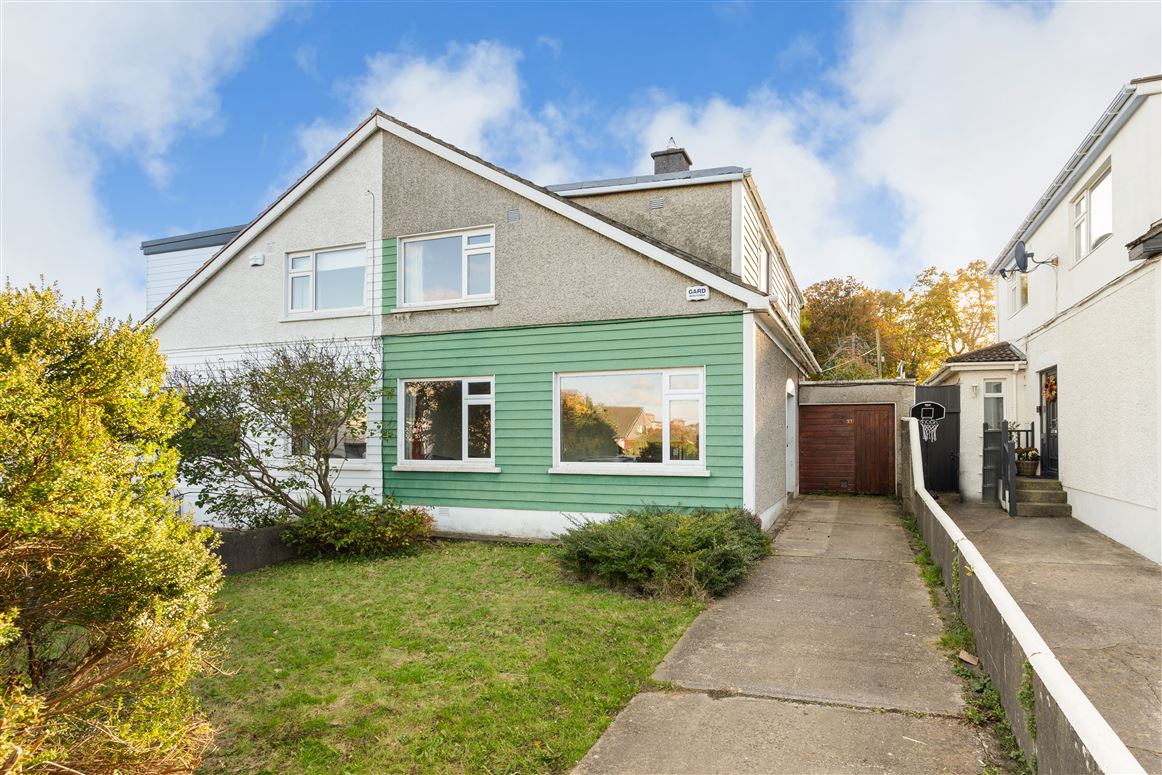 57 Woodley Park , Kilmacud, Dublin