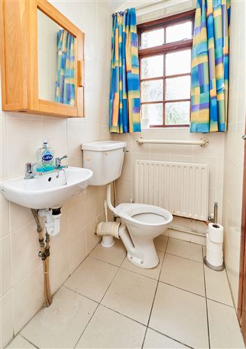18 Academy Street, Navan, Meath