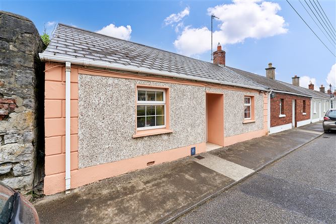 18 Academy Street, Navan, Meath