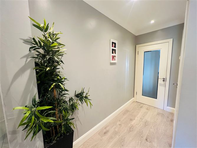 14 Holywell Park, Swords, County Dublin