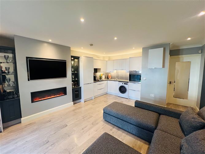 14 Holywell Park, Swords, County Dublin