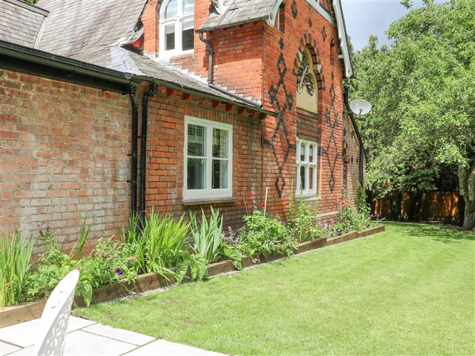 Grounds Of Green,Hart District, Hampshire, United Kingdom