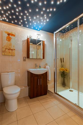29 The Oval, Tullyvale, Cabinteely, Dublin