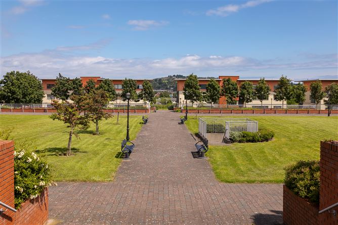 29 The Oval, Tullyvale, Cabinteely, Dublin