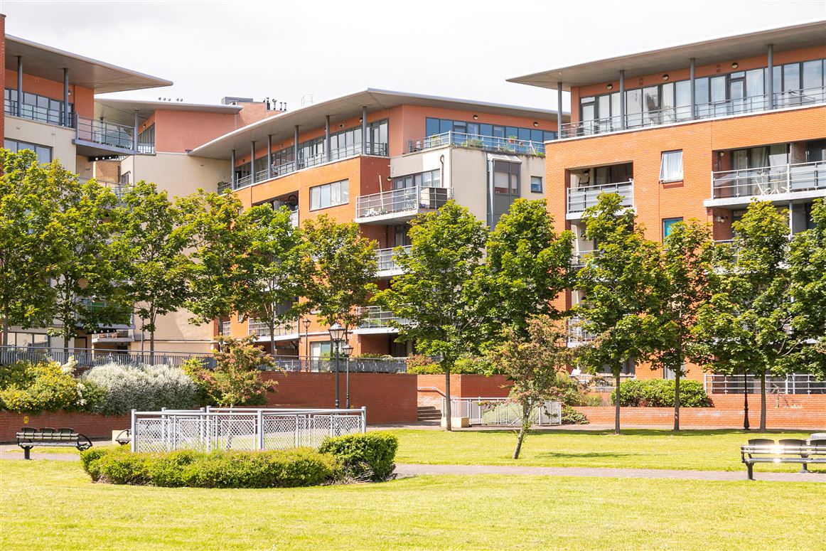29 The Oval, Tullyvale, Cabinteely, Dublin