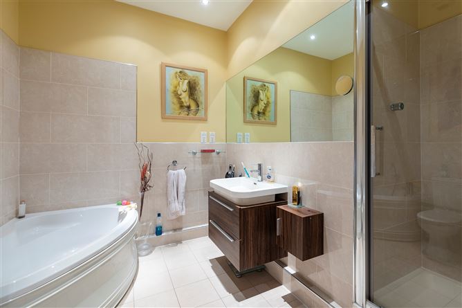 29 The Oval, Tullyvale, Cabinteely, Dublin