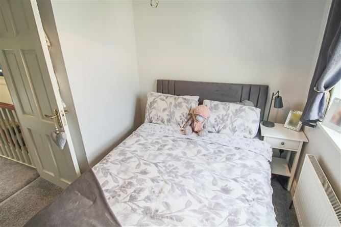 13 Lakeview, Keshcarrigan, Co. Leitrim