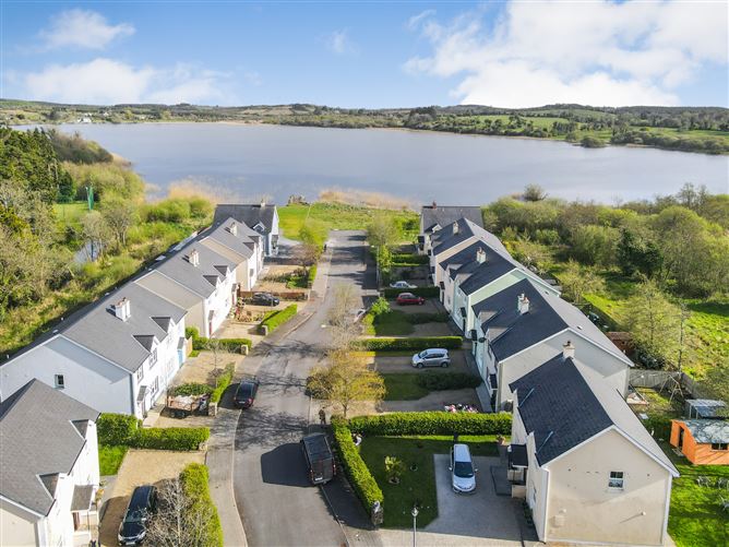 13 Lakeview, Keshcarrigan, Co. Leitrim - Sherry Fitzgerald Farrell ...