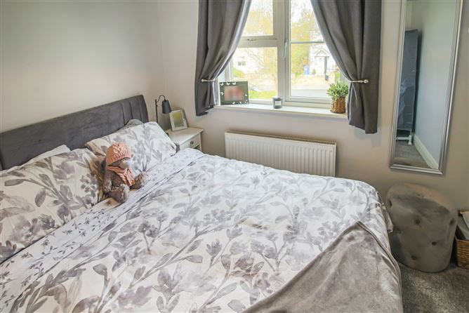 13 Lakeview, Keshcarrigan, Co. Leitrim