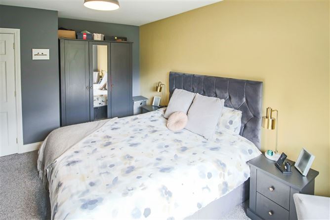 13 Lakeview, Keshcarrigan, Co. Leitrim