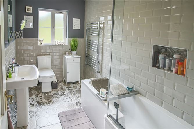 13 Lakeview, Keshcarrigan, Co. Leitrim