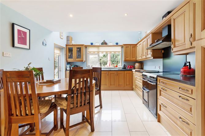 39 Whitethorn Crescent, Artane, Dublin 5