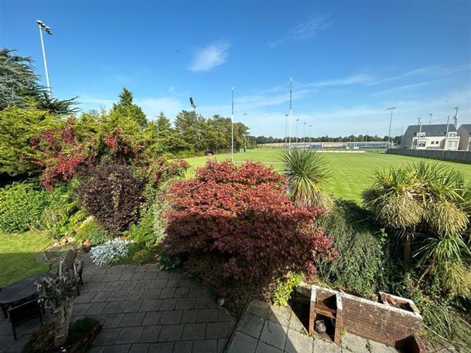 Lynbar, 7 Shrewsbury Downs, Ballinlough, Cork