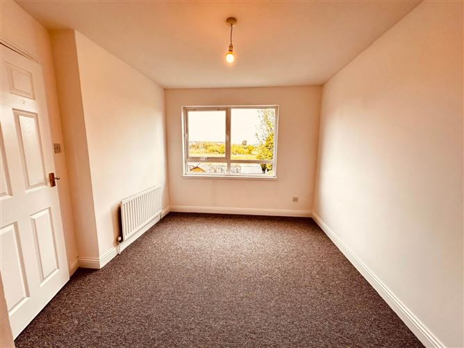 108 Castleross, Dundalk, County Louth