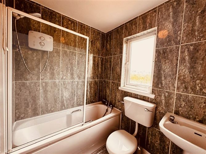 108 Castleross, Dundalk, County Louth