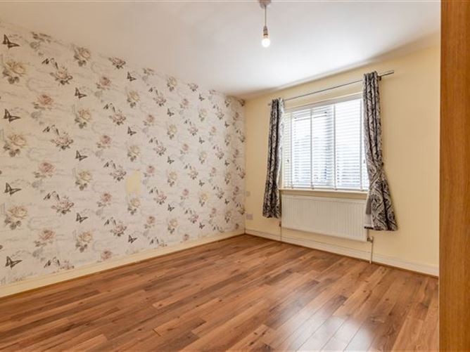 https://photos-a.propertyimages.ie/media/9/3/1/4935139/43d1fa70-f448-4c8f-a4cf-acb0e444847b_l.jpg