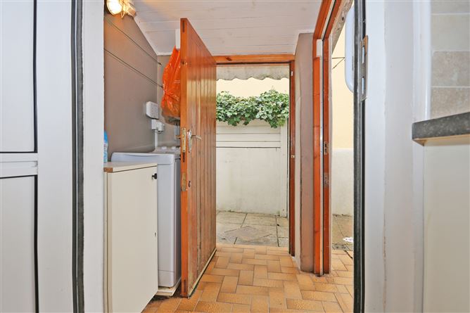 19 Ennis Road, Newmarket On Fergus, Clare