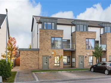 Main image of 13 Sandyford Green