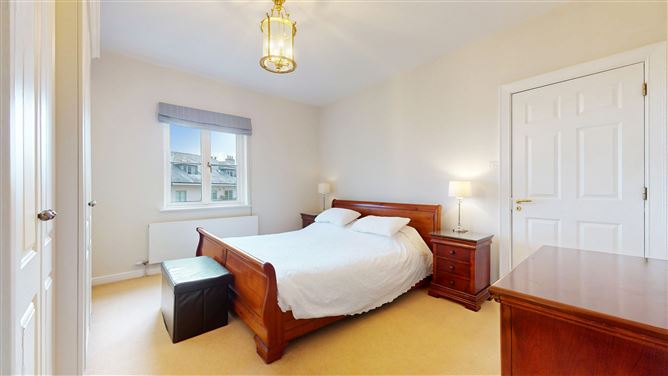 23 The Crescent, Robswall, Malahide, Dublin