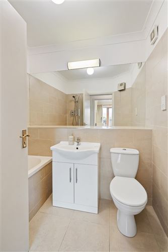 Photo 8 of 12 — 38 Brooklands, Nutley Lane, Donnybrook, Dublin