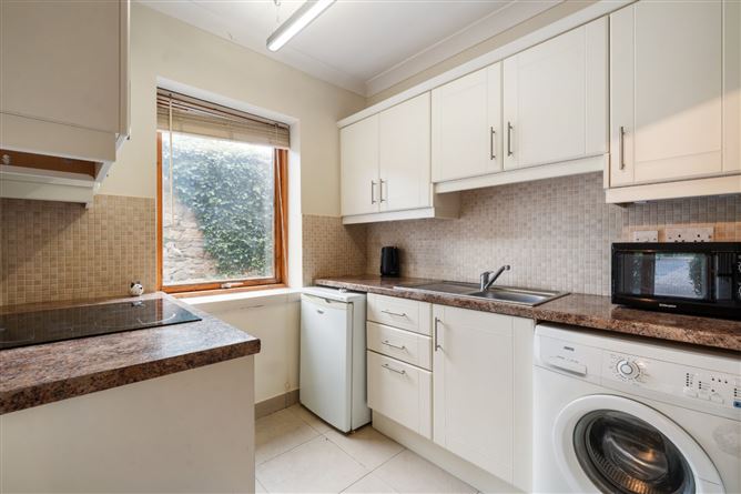 Photo 5 of 12 — 38 Brooklands, Nutley Lane, Donnybrook, Dublin