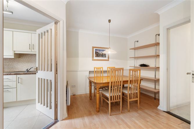 Photo 4 of 12 — 38 Brooklands, Nutley Lane, Donnybrook, Dublin