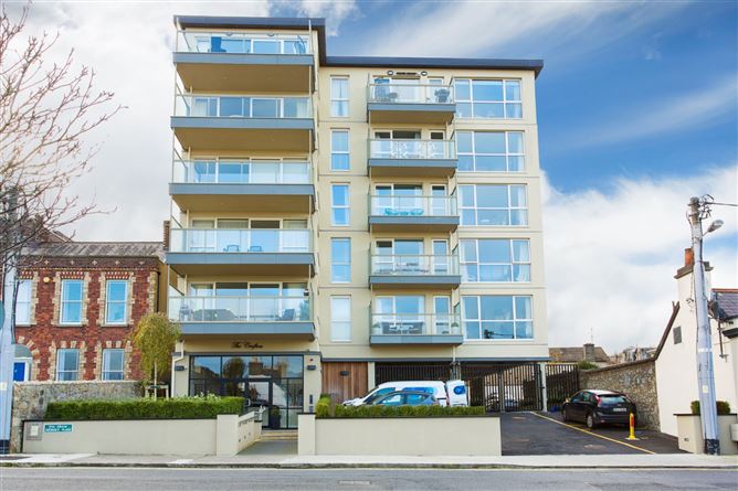 4 The Crofton, George's Place, Dun Laoghaire, Co. Dublin