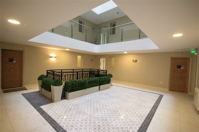 4 The Crofton, George's Place, Dun Laoghaire, Co. Dublin