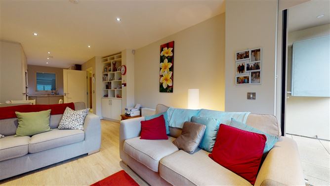 4 The Crofton, George's Place, Dun Laoghaire, Co. Dublin