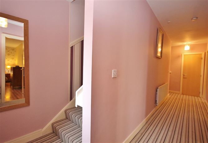 14 Rosse Court Way, Lucan, Co. Dublin