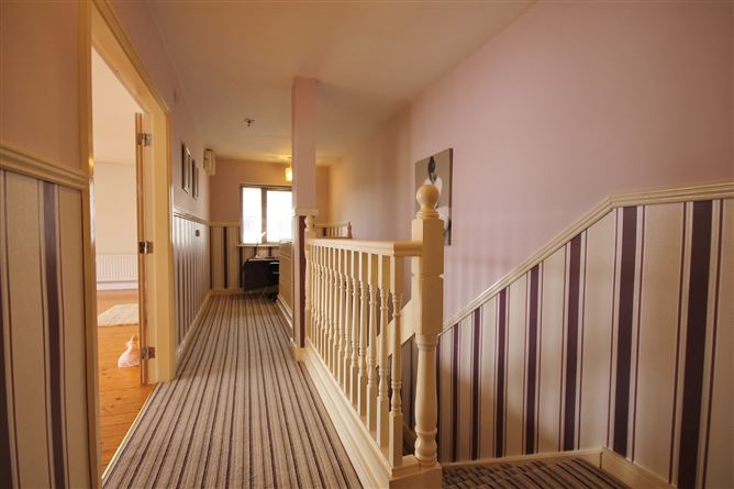 14 Rosse Court Way, Lucan, Co. Dublin