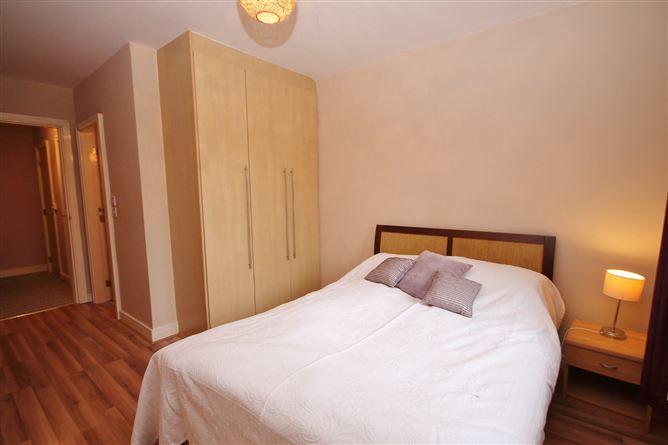 14 Rosse Court Way, Lucan, Co. Dublin