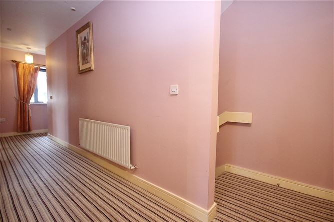 14 Rosse Court Way, Lucan, Co. Dublin