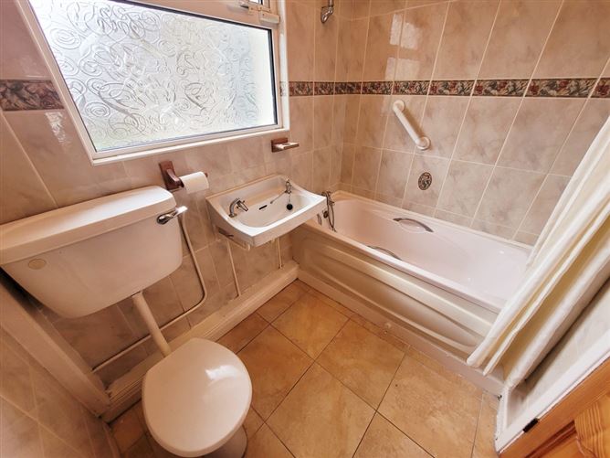 7 Killeenreendowney Avenue, Ballyphehane, Cork