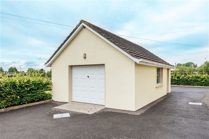 Doneany Cross, Kildangan, Co.Kildare, Kildangan, Kildare