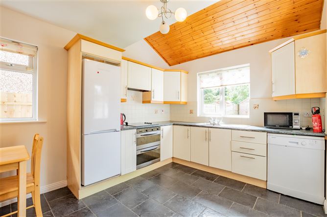 28 The Crescent, Lakepoint Park, Mullingar, Westmeath