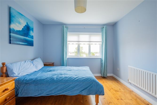28 The Crescent, Lakepoint Park, Mullingar, Westmeath