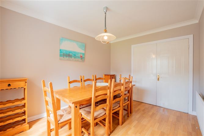 28 The Crescent, Lakepoint Park, Mullingar, Westmeath