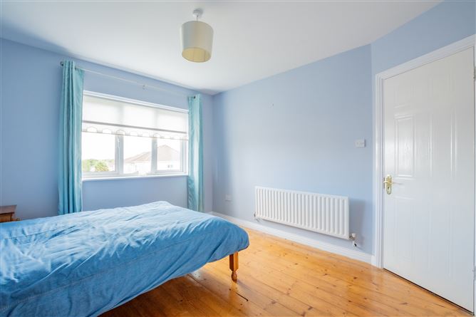 28 The Crescent, Lakepoint Park, Mullingar, Westmeath