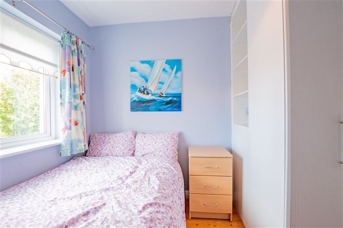 28 The Crescent, Lakepoint Park, Mullingar, Westmeath