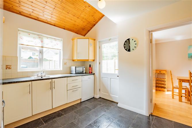 28 The Crescent, Lakepoint Park, Mullingar, Westmeath