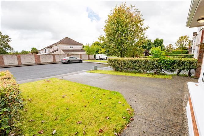 28 The Crescent, Lakepoint Park, Mullingar, Westmeath