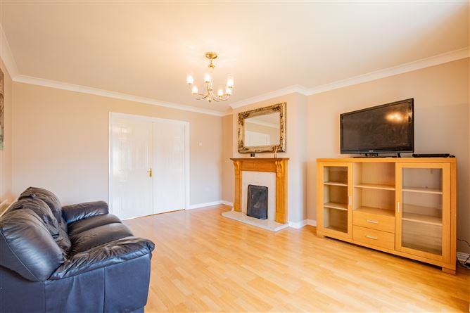 28 The Crescent, Lakepoint Park, Mullingar, Westmeath