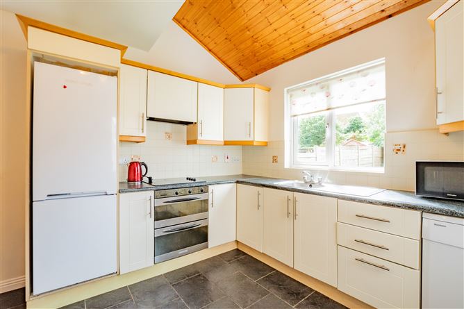 28 The Crescent, Lakepoint Park, Mullingar, Westmeath