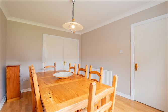 28 The Crescent, Lakepoint Park, Mullingar, Westmeath