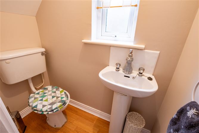 28 The Crescent, Lakepoint Park, Mullingar, Westmeath